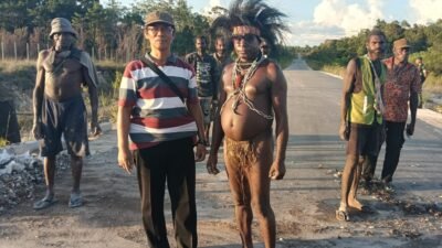 Kapolres Mappi Fasilitasi Mediasi, Pemilik Hak Ulayat Sepakat Buka Blokade Jalan Trans Kepi–Asgon
