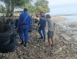 Tanggap Bencana Pesisir, Satpolairud Polres Sarmi Pastikan Keselamatan Warga Armo