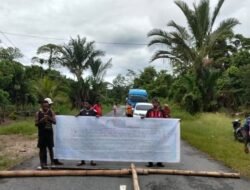 Pendekatan Humanis Polsek Bonggo Berhasil Selesaikan Aksi Pemalangan Jalan Trans Jayapura-Sarmi