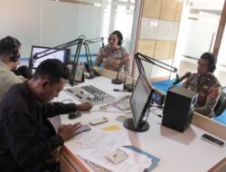 Polisi Menyapa di RRI Jayapura, Satlantas Polres Keerom Ajak Masyarakat Wujudkan Budaya Tertib Berlalu Lintas