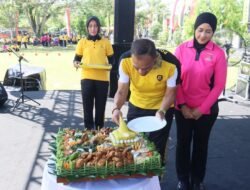 Menyambut Hari Bhayangkara ke-80, Polres Keerom Gelar Jalan Santai dan Panggung Hiburan Bersama Masyarakat