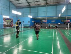 Sportivitas dan Semangat Juang Mewarnai Hari Keenam Turnamen Badminton Piala Kapolda Cup