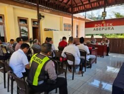 Perkuat Sinergi dengan Tokoh Adat dan Masyarakat, Kapolsek Abepura Ajak Warga Bersama Jaga Kamtibmas