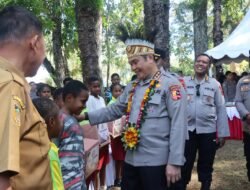 Polri Dukung Generasi Emas Papua, Astamaops Kapolri Salurkan Bantuan Pendidikan di Wesaput