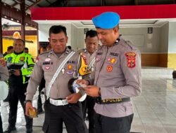 Sipropam Polres Sarmi Rutin Periksa Kelengkapan Administrasi Personel, Tingkatkan Disiplin dan Profesionalisme Anggota